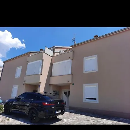 Simonovic Apartament *